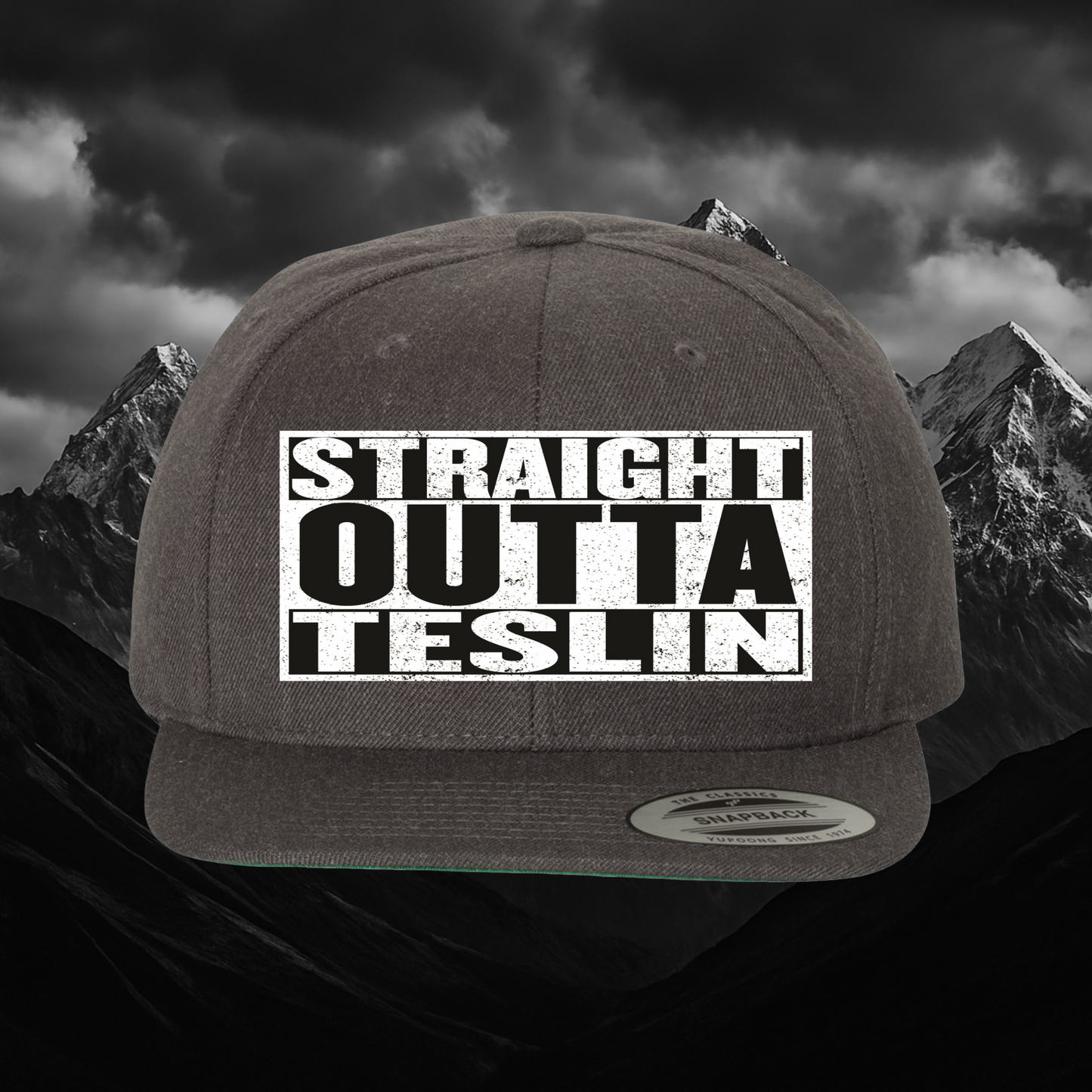 Teslin Flat Bill Snapback – Yupoong®
